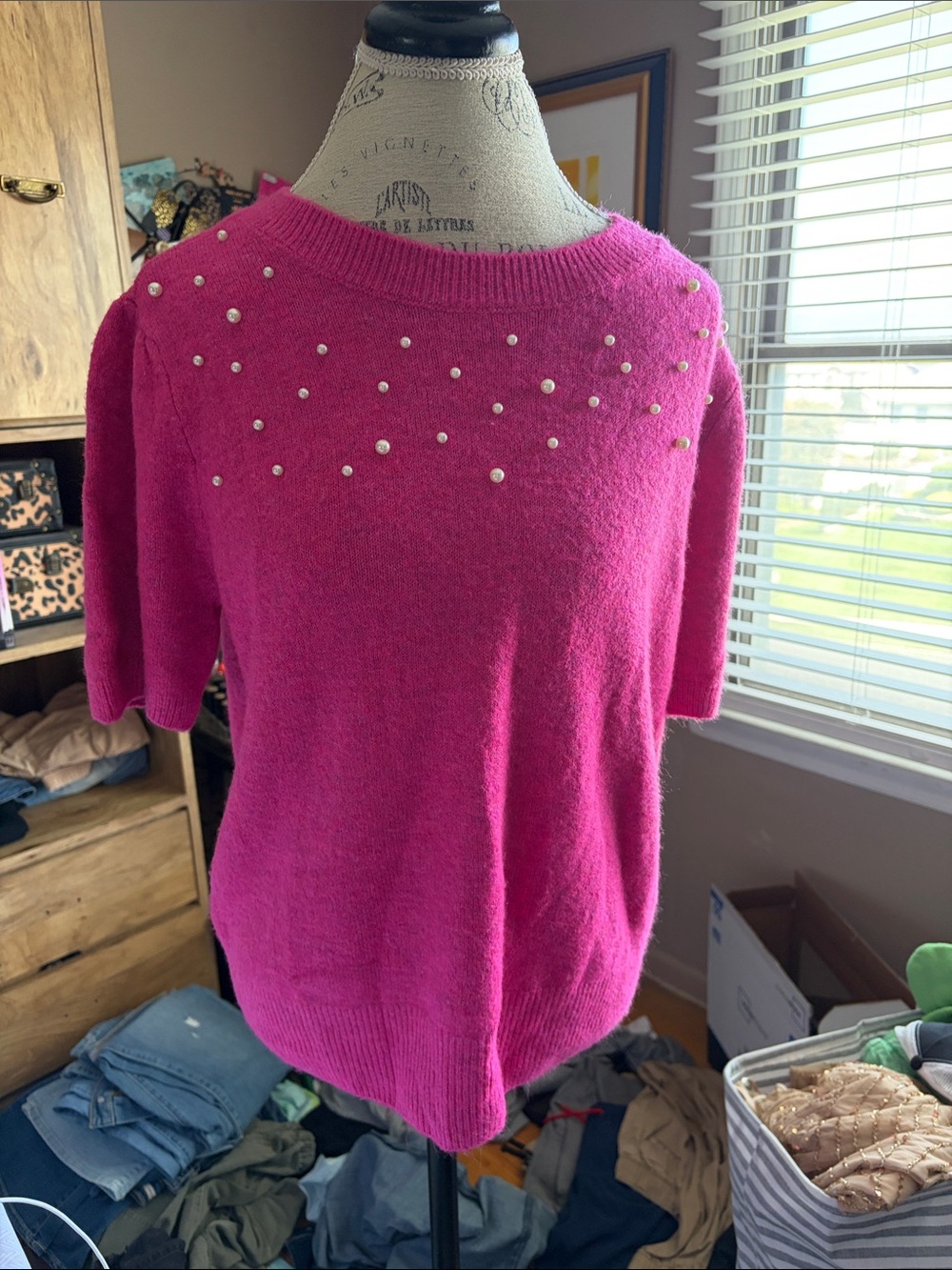 Pearl-Trim Hot Pink Short-Sleeve Crewneck Sweater - Large